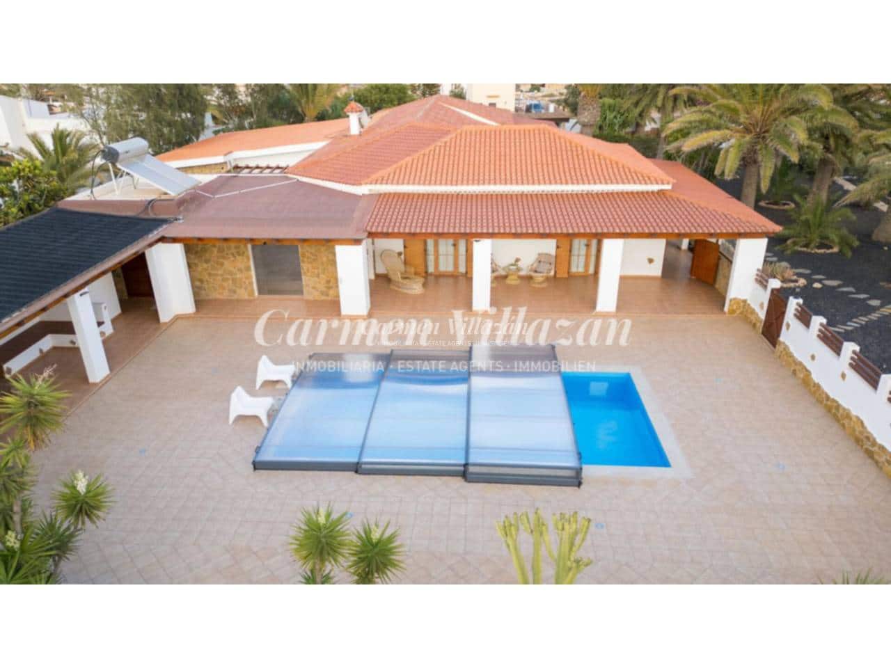 6 bedroom Villa for sale in Triquivijate with pool garage - € 1,050,000 (Ref: 9480633)