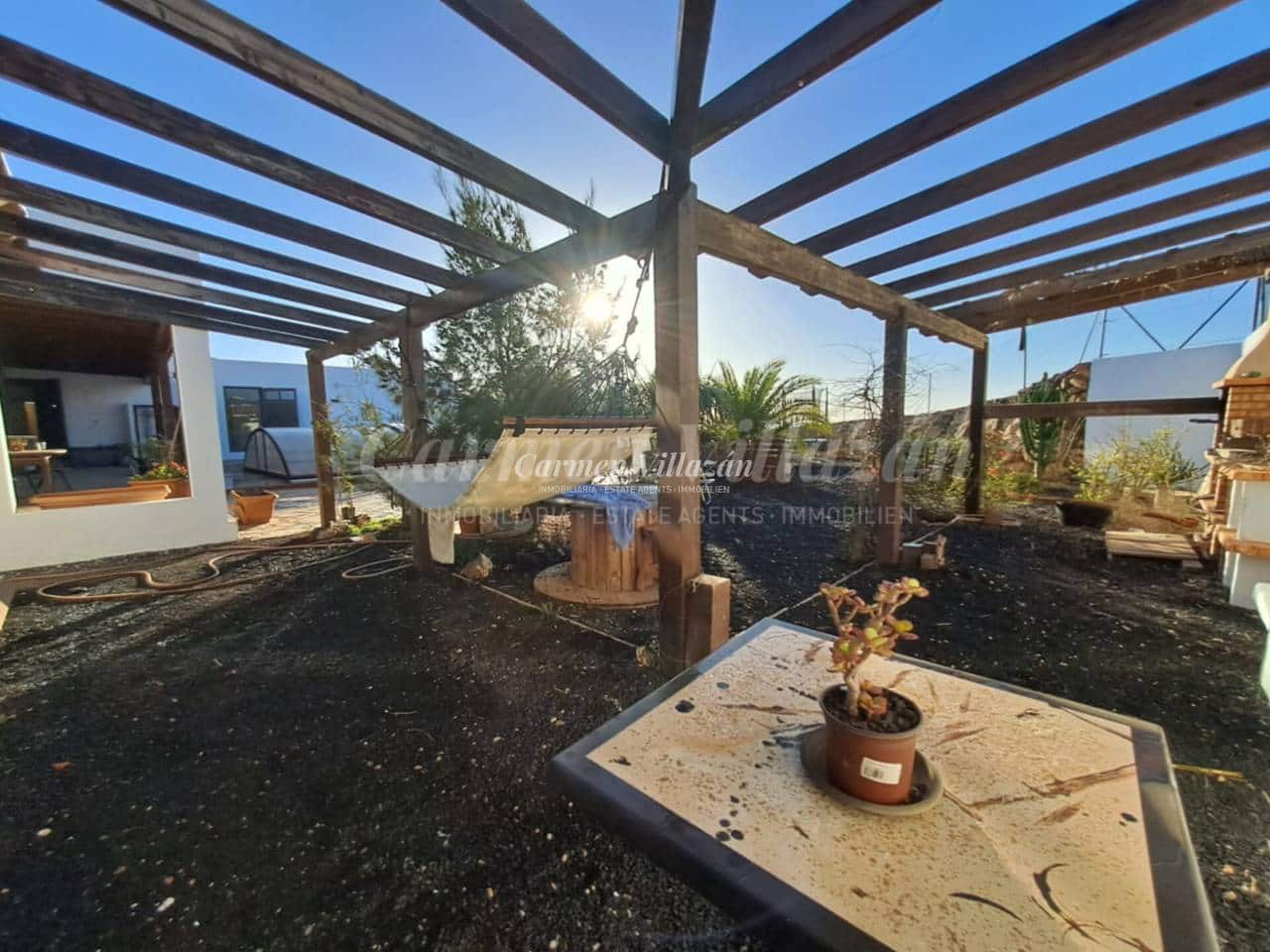 Chalet de 6 habitaciones en Puerto del Rosario en venta con piscina garaje - 710.000 € (Ref: 9480634)