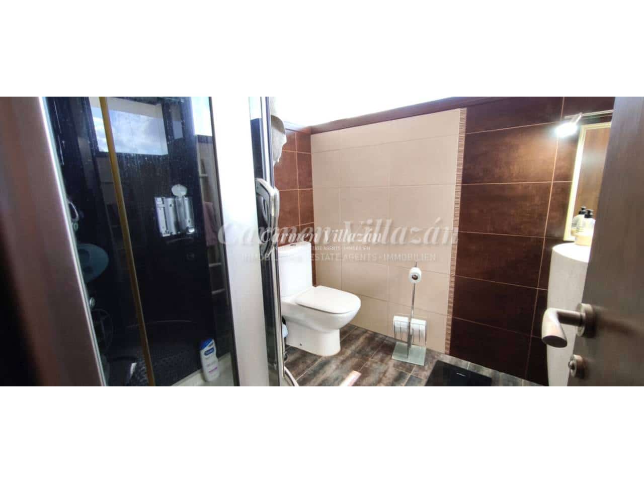 4 bedroom Villa for sale in Puerto del Rosario with garage - € 730,000 (Ref: 9480635)