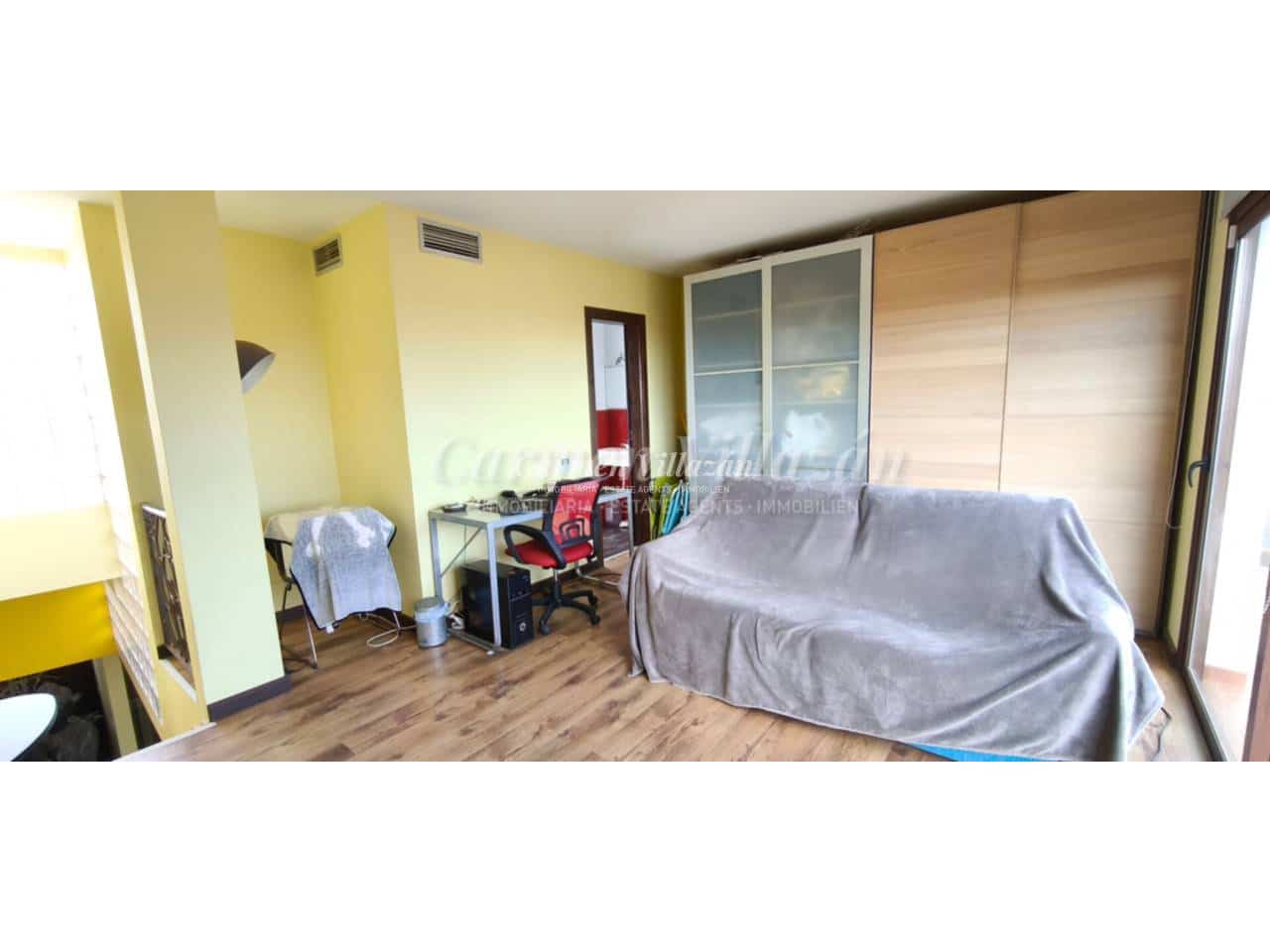 4 bedroom Villa for sale in Puerto del Rosario with garage - € 730,000 (Ref: 9480635)