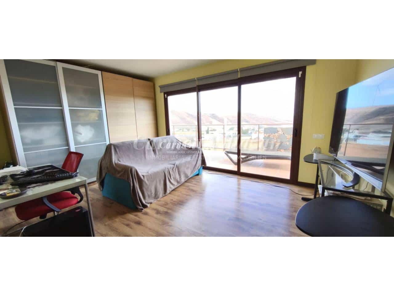 4 bedroom Villa for sale in Puerto del Rosario with garage - € 730,000 (Ref: 9480635)