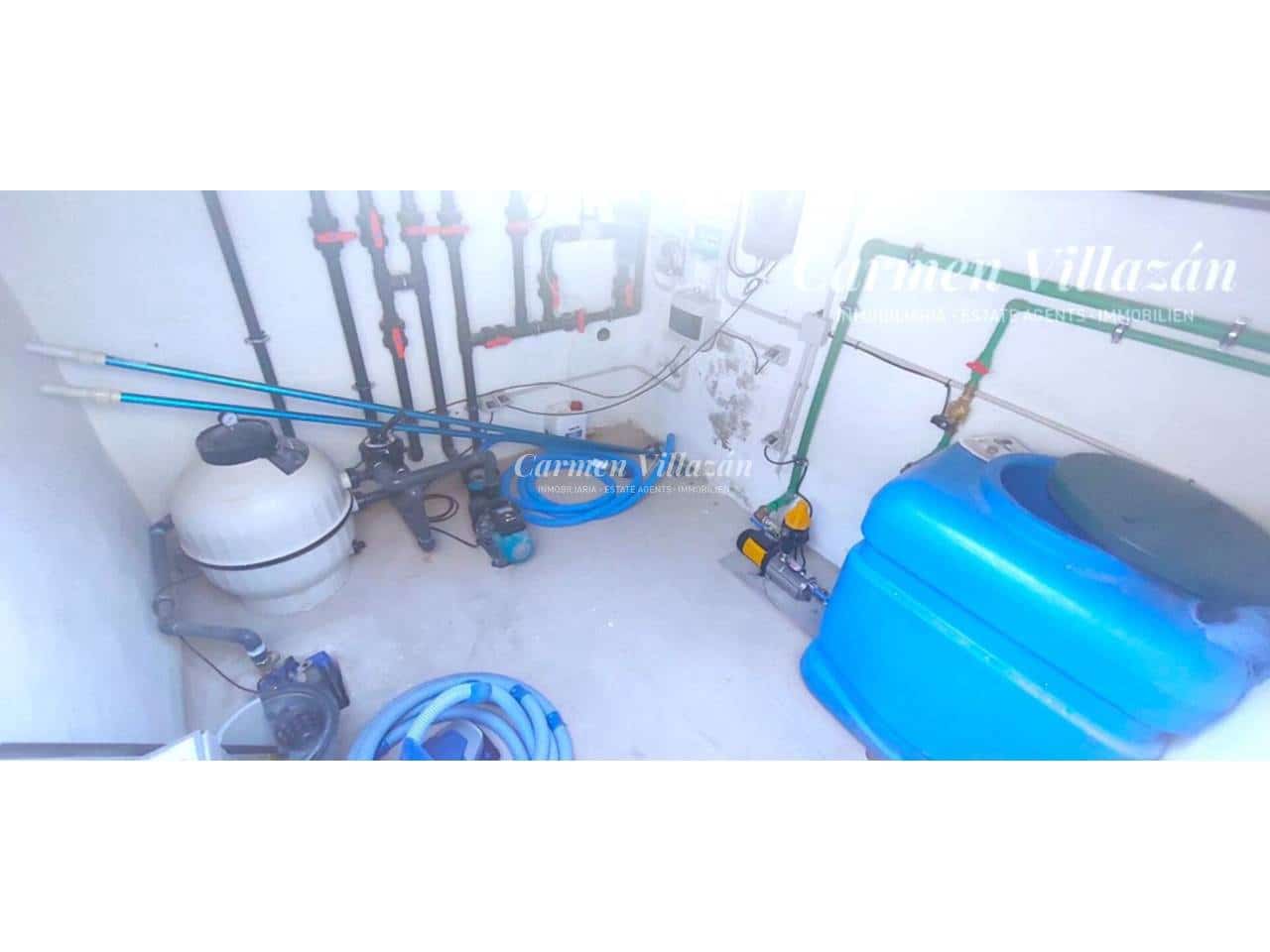 3 sypialnia Willa na sprzedaż w El Roque z basenem garażem - 650 000 € (Ref: 9487937)