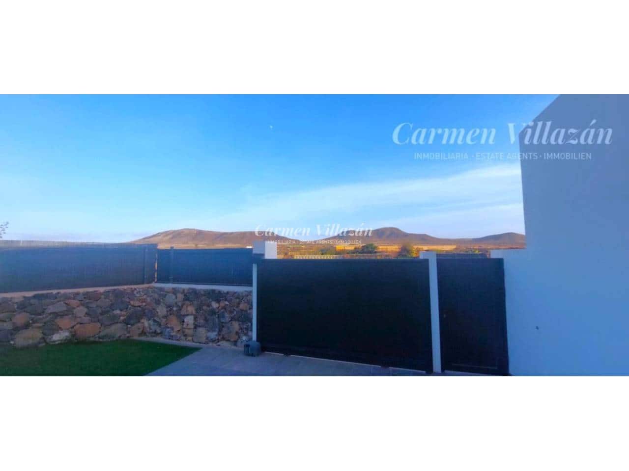 3 sypialnia Willa na sprzedaż w El Roque z basenem garażem - 650 000 € (Ref: 9487937)