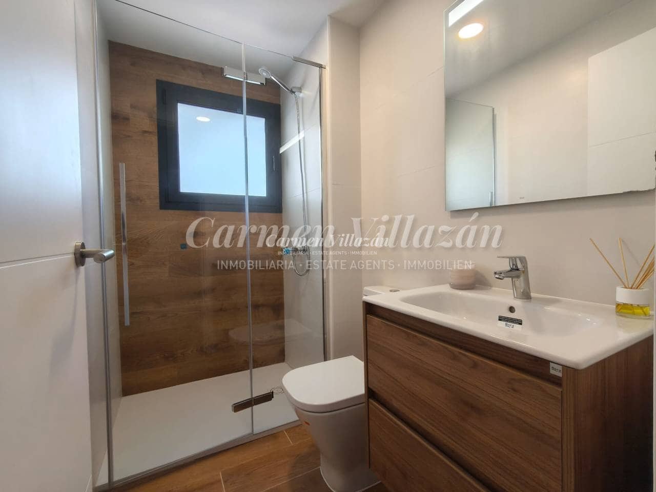 2 soverom Leilighet til salgs i Corralejo med svømmebasseng garasje - € 249 000 (Ref: 9487938)