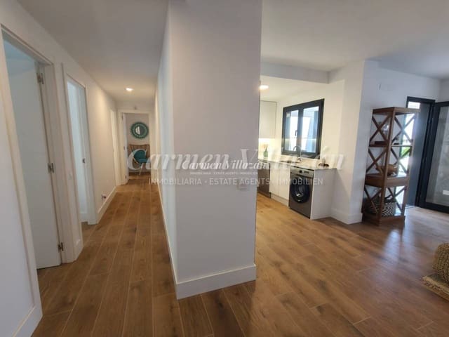 Apartamento de 2 habitaciones en Corralejo, La Oliva en venta con piscina garaje - 245.000 € (Ref: 9487938)