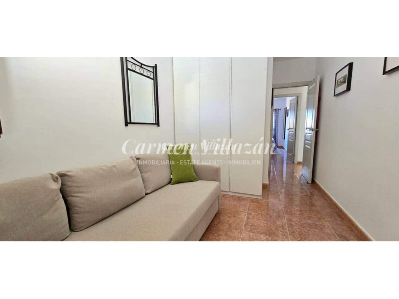 2 bedroom Apartment for sale in Caleta de Fuste with pool garage - € 185,000 (Ref: 9500966)