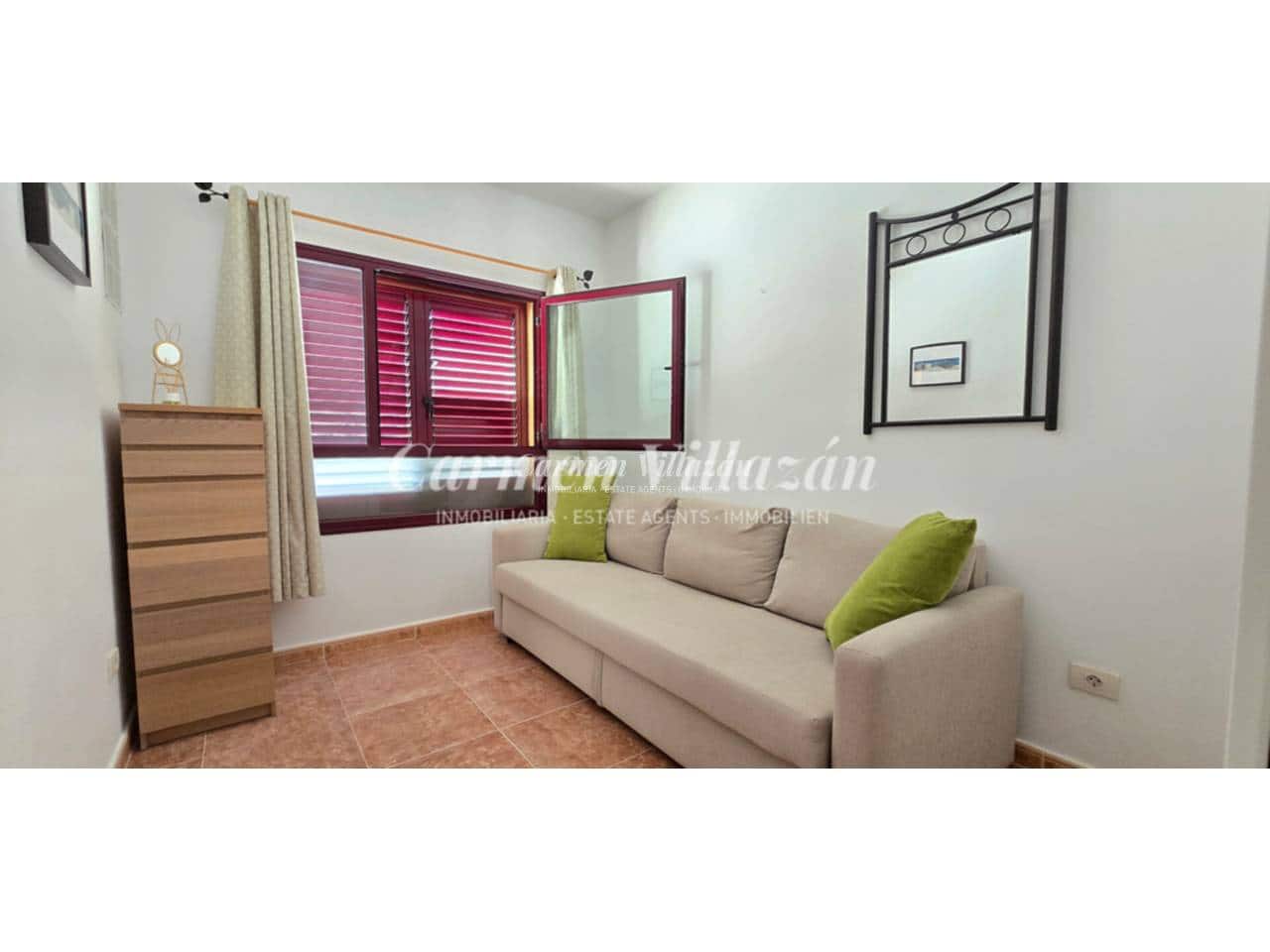 2 bedroom Apartment for sale in Caleta de Fuste with pool garage - € 185,000 (Ref: 9500966)