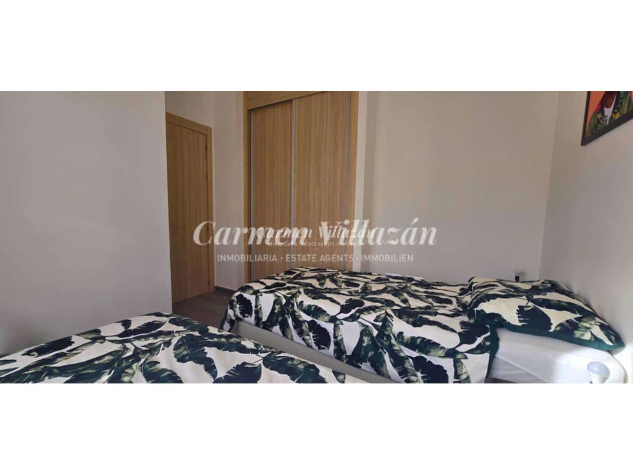 2 bedroom Apartment for sale in Caleta de Fuste with pool garage - € 350,000 (Ref: 9503709)