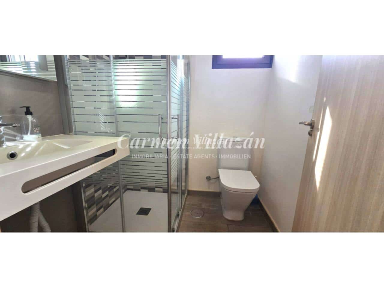 2 bedroom Apartment for sale in Caleta de Fuste with pool garage - € 350,000 (Ref: 9503709)