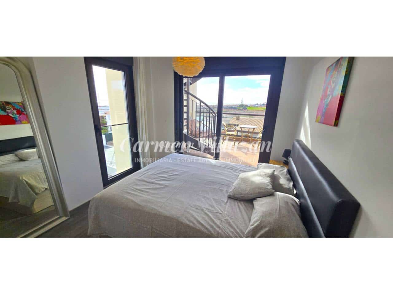 2 bedroom Apartment for sale in Caleta de Fuste with pool garage - € 350,000 (Ref: 9503709)