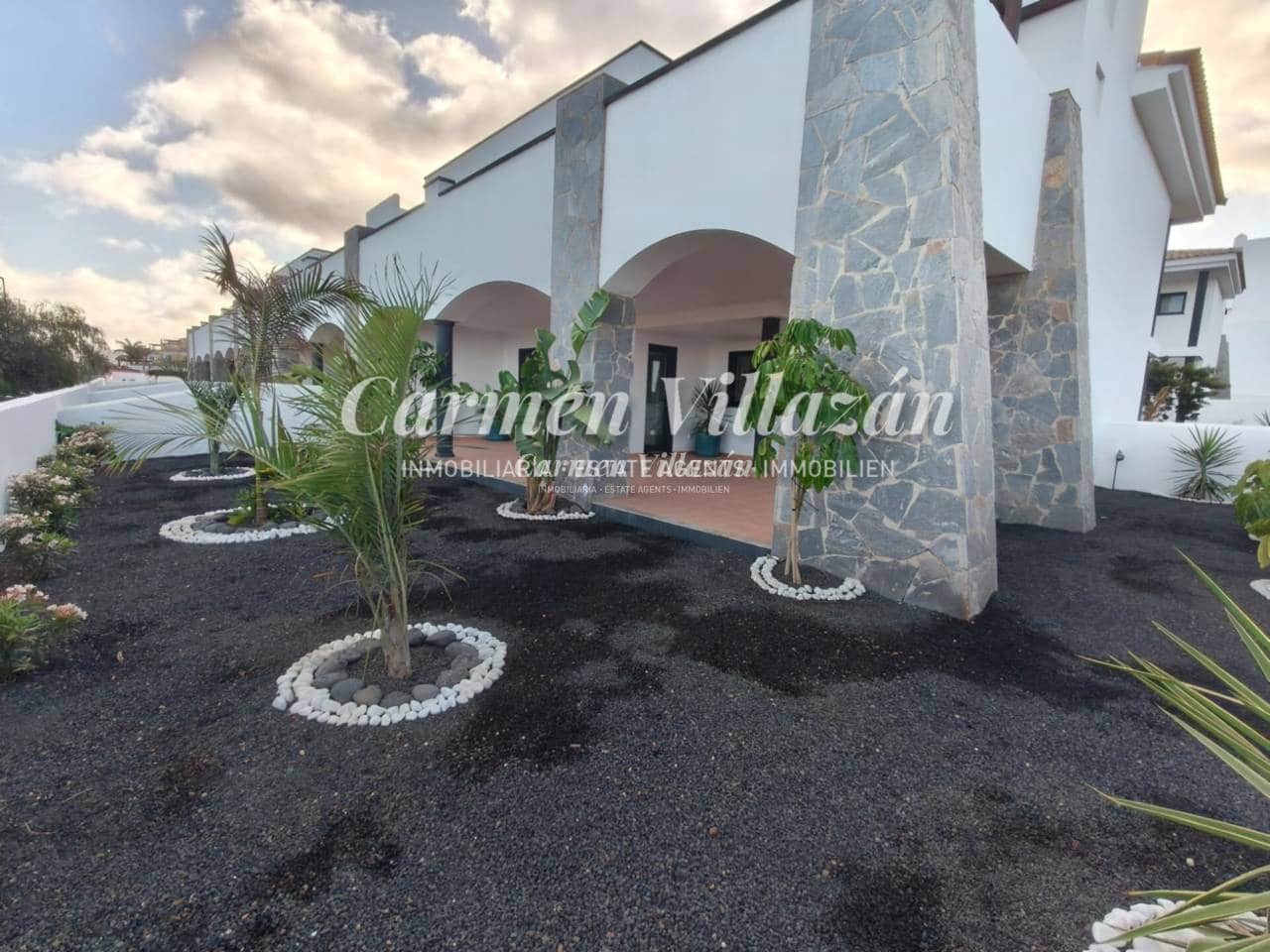 3 Zimmer Apartment zu verkaufen in Corralejo mit Pool Garage - 335.000 € (Ref: 9511976)