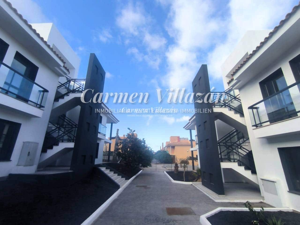 3 Zimmer Apartment zu verkaufen in Corralejo mit Pool Garage - 335.000 € (Ref: 9511976)