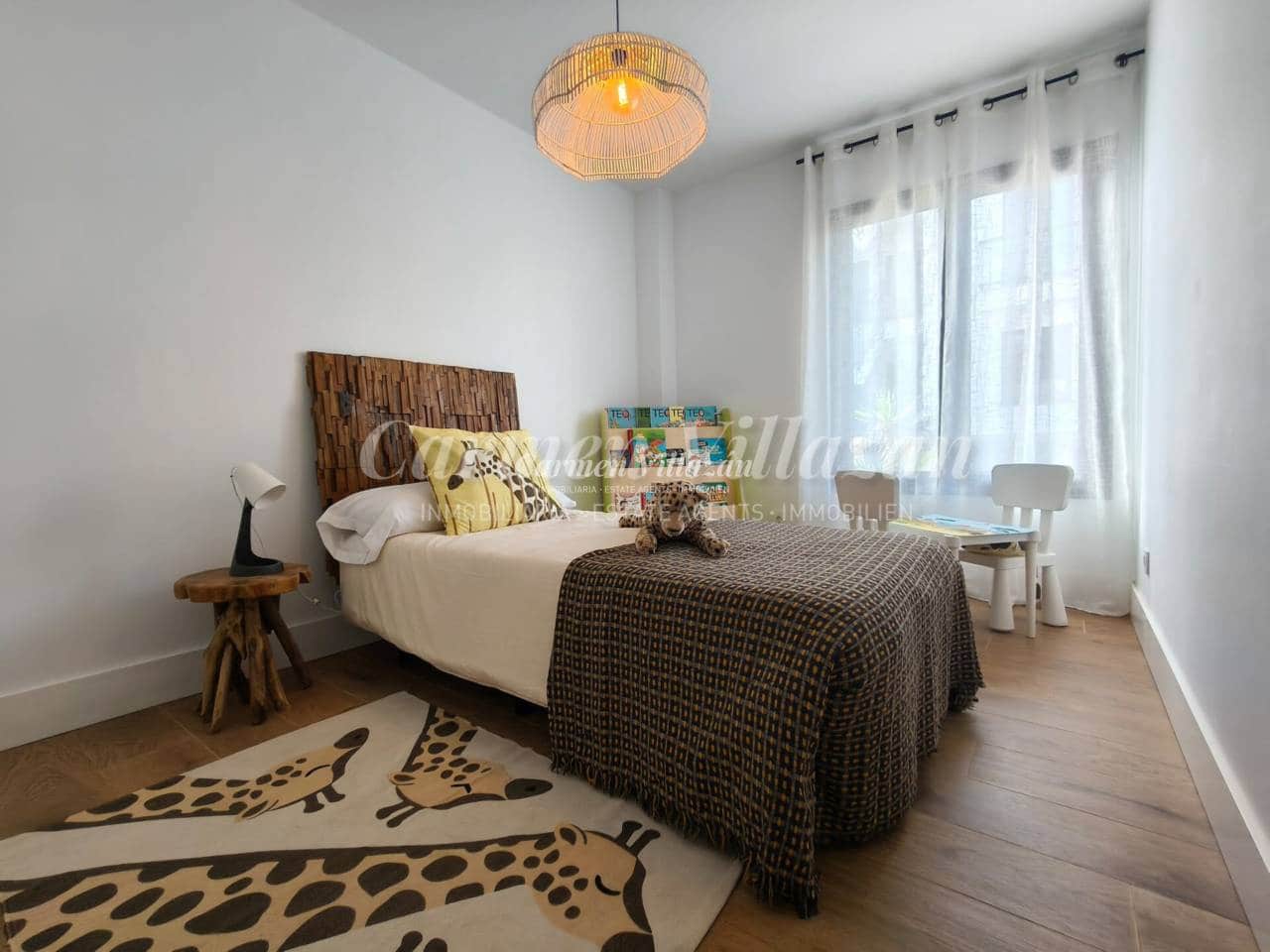 3 bedroom Apartment for sale in Corralejo with pool garage - € 335,000 (Ref: 9511976)