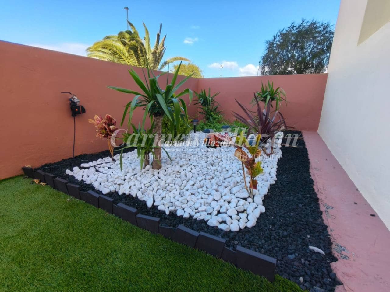 2 slaapkamer Appartement te koop in Corralejo met zwembad - € 255.000 (Ref: 9523793)