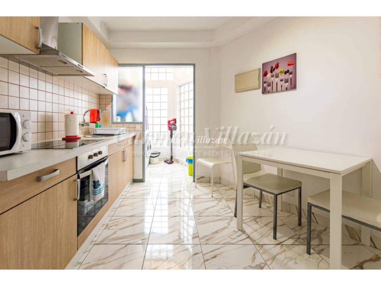 3 chambre Appartement à vendre à Corralejo - 304 500 € (Ref: 9529396)