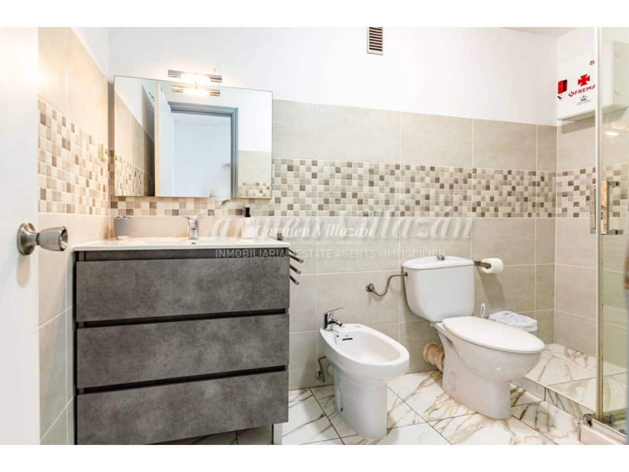 3 chambre Appartement à vendre à Corralejo - 304 500 € (Ref: 9529396)