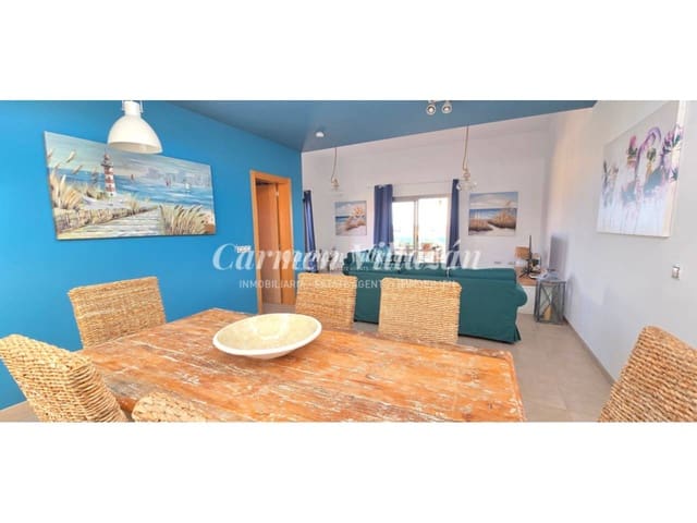 3 makuuhuone Huvila myytävänä paikassa Caleta de Fuste, Antigua mukana uima-altaan 
autotalli - 399 000 € (Ref: 9542871)