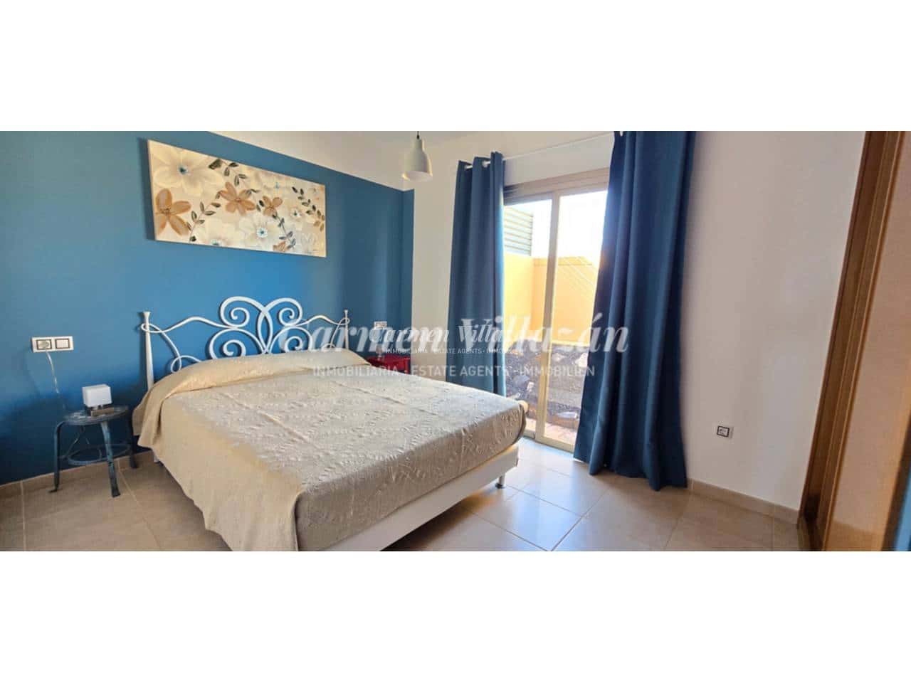 3 makuuhuone Huvila myytävänä paikassa Caleta de Fuste mukana uima-altaan 
autotalli - 399 000 € (Ref: 9542871)