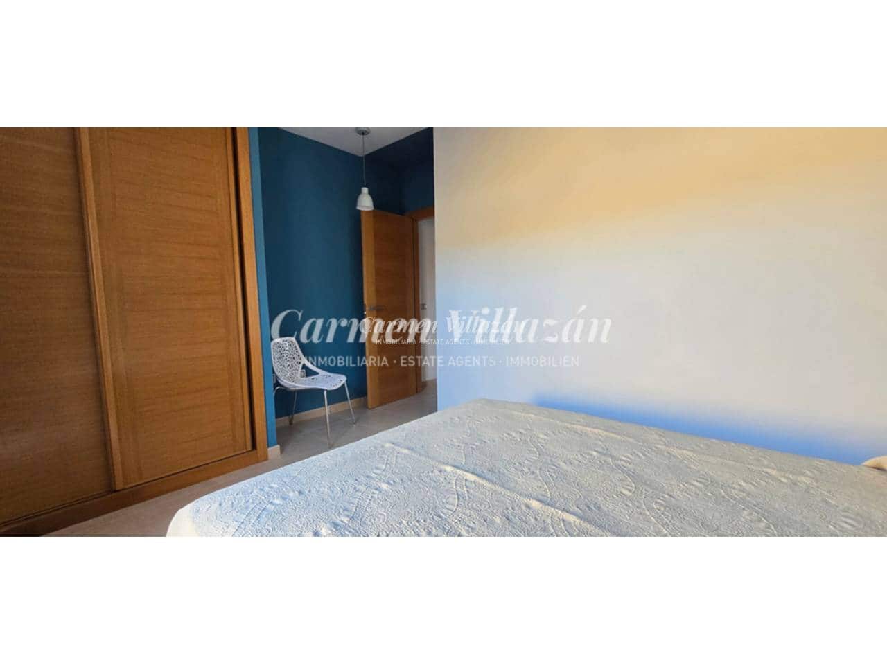 3 makuuhuone Huvila myytävänä paikassa Caleta de Fuste mukana uima-altaan 
autotalli - 399 000 € (Ref: 9542871)