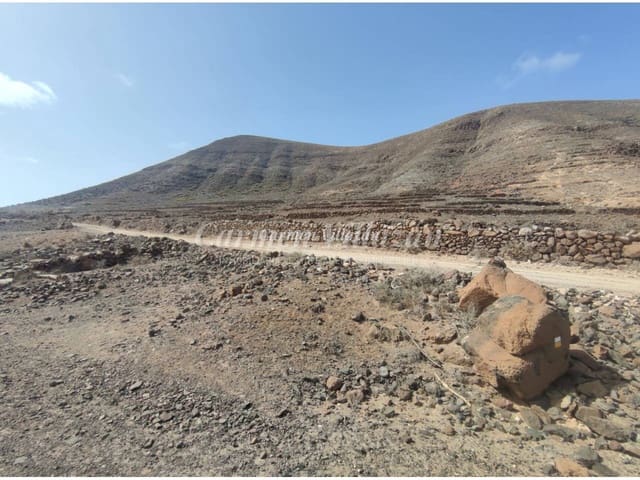 Mark till salu i Vallebron, La Oliva - 49 000 € (Ref: 9563931)