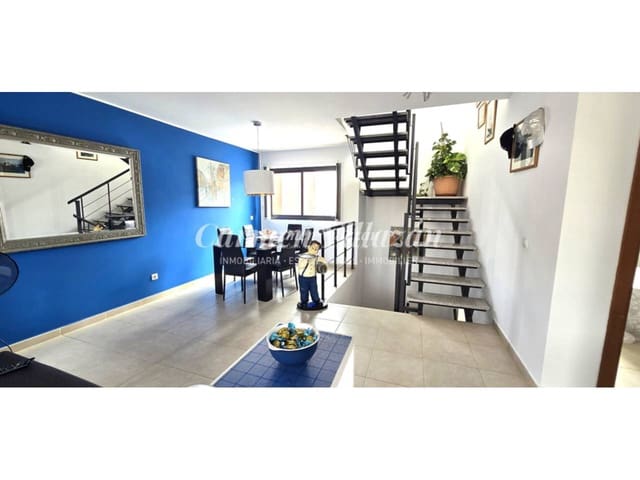 3 soverom Leilighet til salgs i Caleta de Fuste, Antigua med svømmebasseng garasje - € 275 000 (Ref: 9563932)