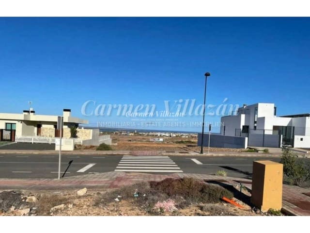 Mark till salu i Corralejo, La Oliva - 179 500 € (Ref: 9563934)