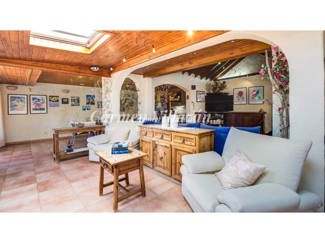 5 soverom Villa til salgs i Caleta de Fuste, Antigua med svømmebasseng - € 1 200 000 (Ref: 9563939)