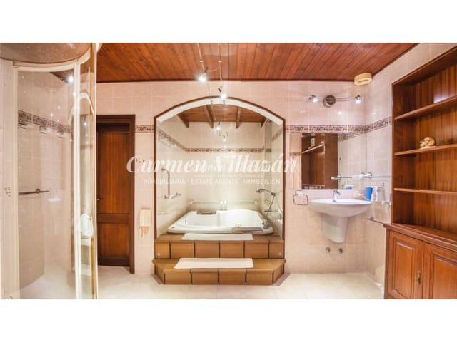 5 soverom Villa til salgs i Caleta de Fuste, Antigua med svømmebasseng - € 1 200 000 (Ref: 9563939)