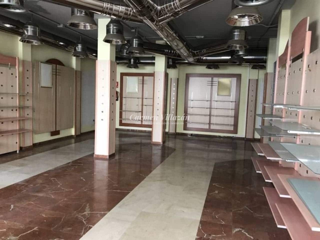 Kommersiell till salu i Corralejo - 395 000 € (Ref: 9563940)