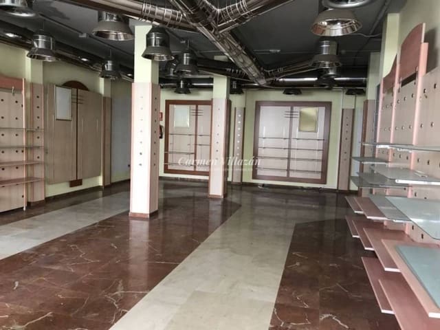 Local Comercial en Corralejo, La Oliva en venta - 395.000 € (Ref: 9563940)