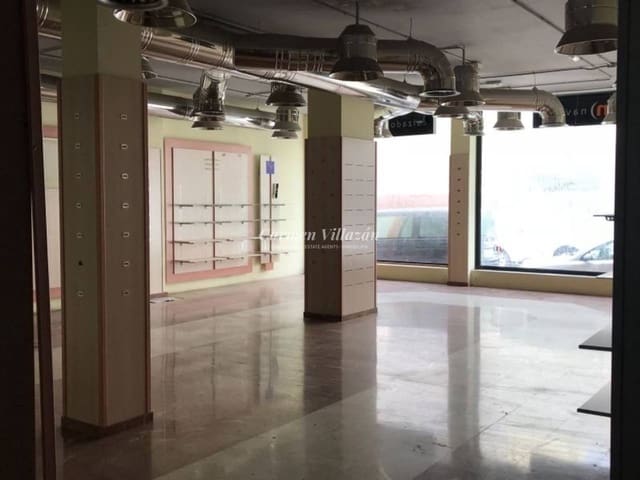 Local Comercial en Corralejo, La Oliva en venta - 395.000 € (Ref: 9563940)