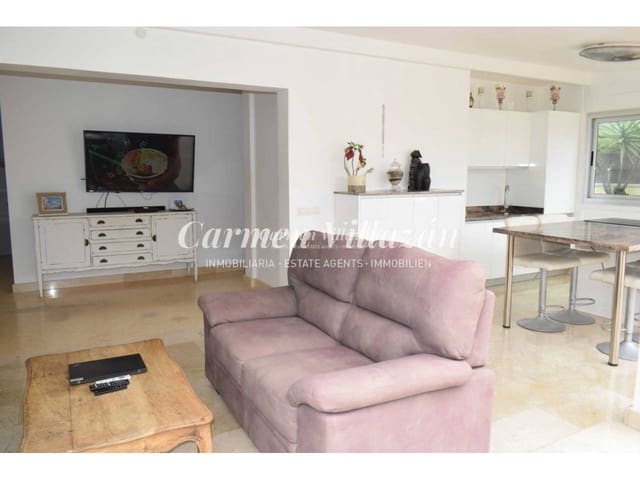 6 quarto Moradia para venda em Corralejo, La Oliva com piscina garagem - 720 000 € (Ref: 9563941)