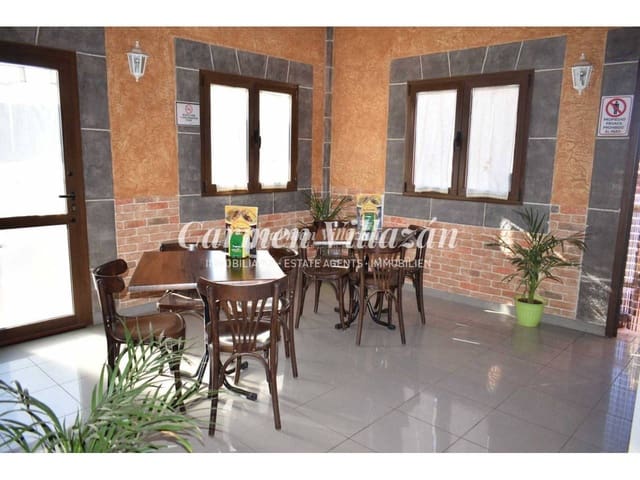 Erhverv til salg i Triquivijate, Antigua med garage - € 440.000 (Ref: 9563942)