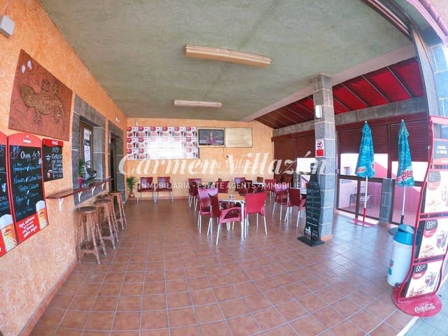 Erhverv til salg i Triquivijate, Antigua med garage - € 440.000 (Ref: 9563942)