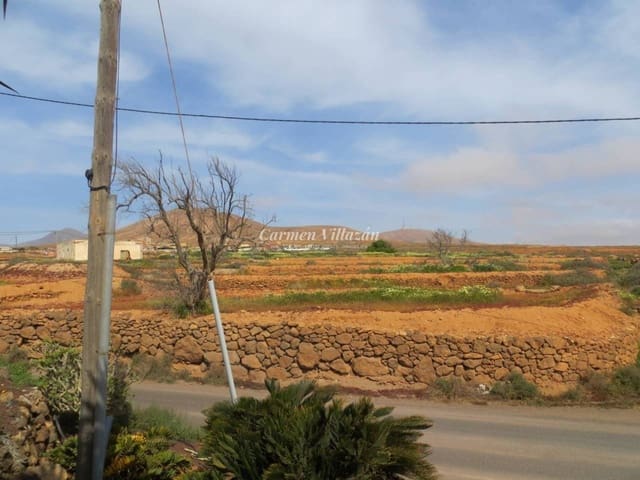 Bouwgrond te koop in Puerto del Rosario - € 190.000 (Ref: 9563945)