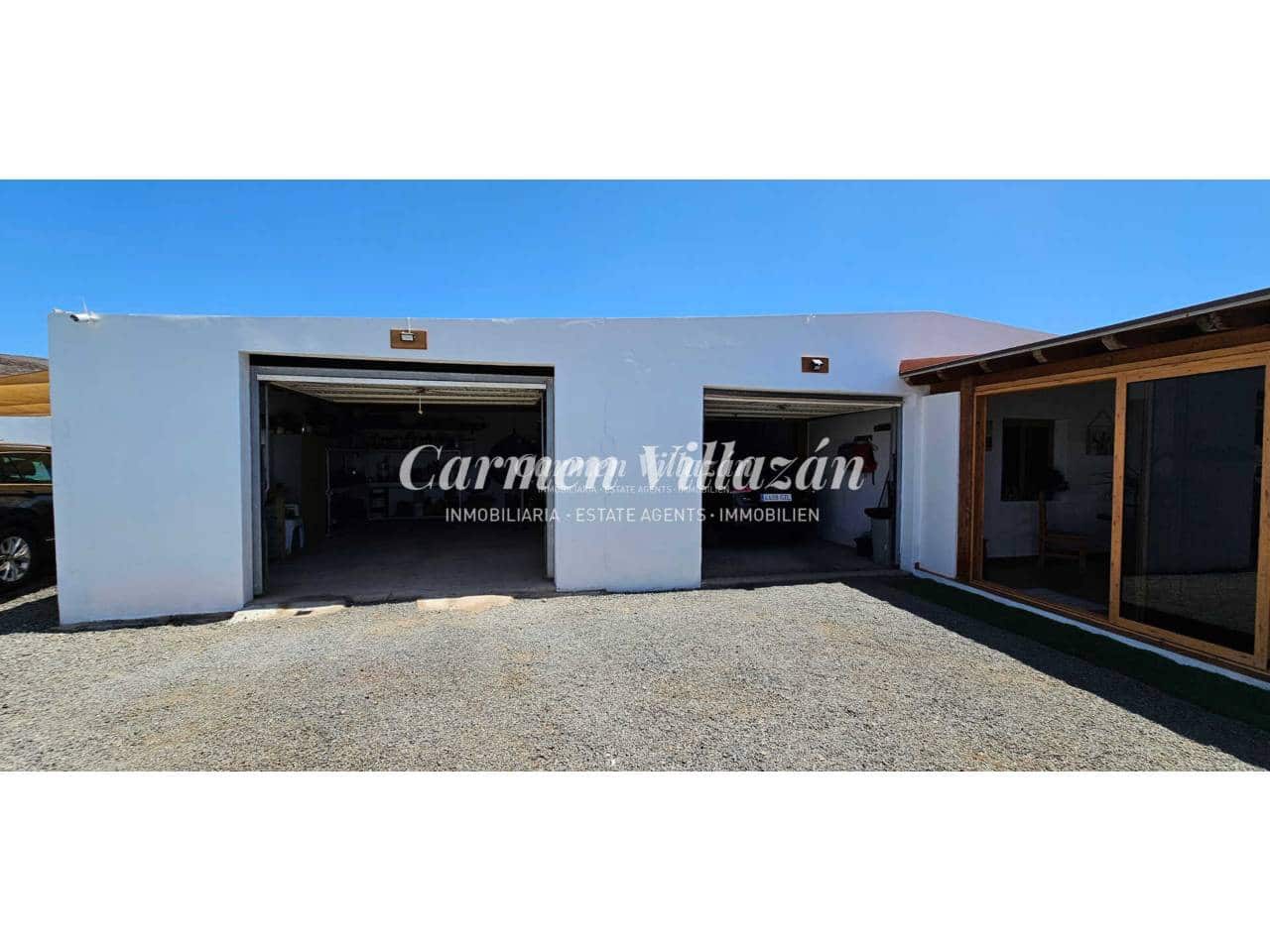 2 Zimmer Villa zu verkaufen in Tuineje mit Pool Garage - 369.000 € (Ref: 9563951)