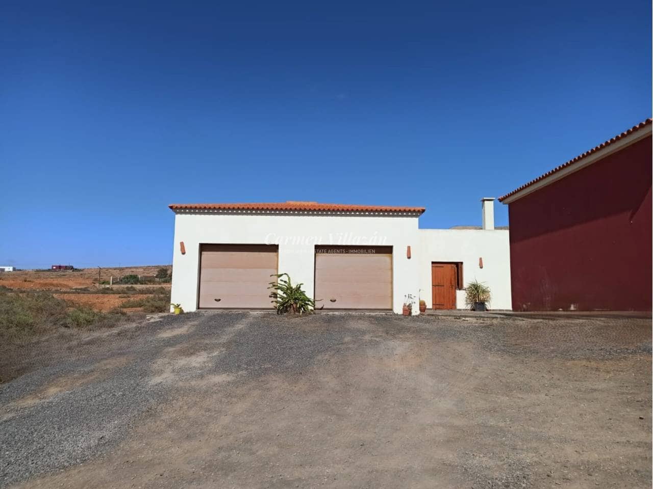 4 sypialnia Willa na sprzedaż w Puerto del Rosario z garażem - 750 000 € (Ref: 9563952)