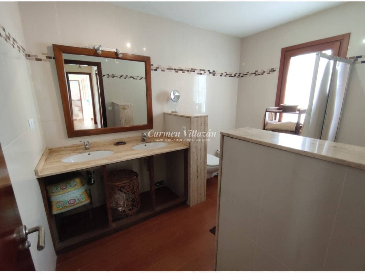 4 sypialnia Willa na sprzedaż w Puerto del Rosario z garażem - 750 000 € (Ref: 9563952)