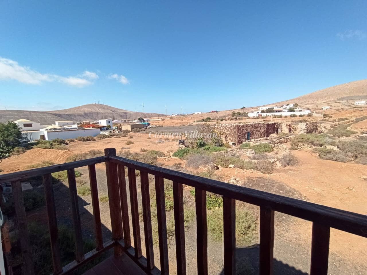 4 sypialnia Willa na sprzedaż w Puerto del Rosario z garażem - 750 000 € (Ref: 9563952)