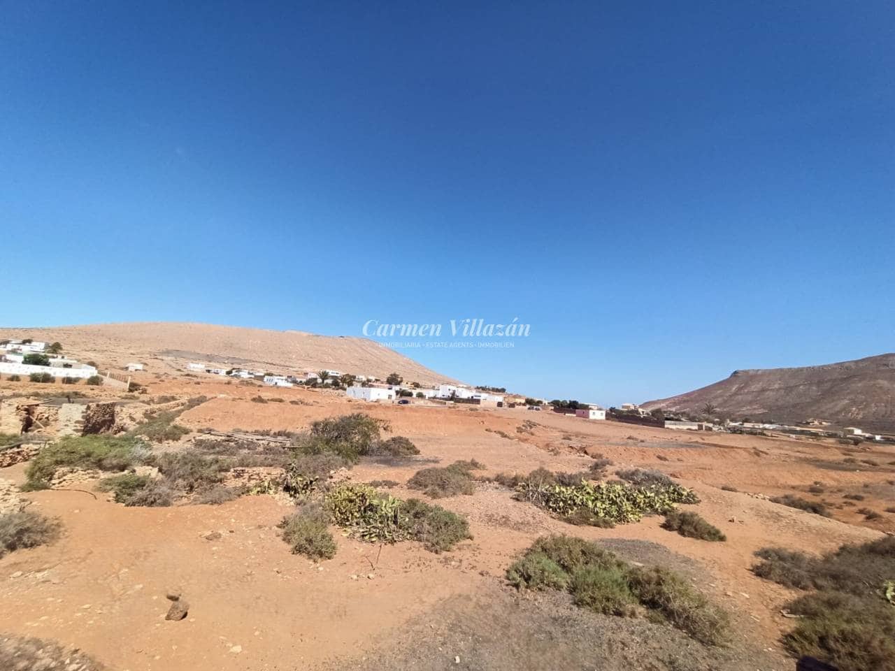 4 sypialnia Willa na sprzedaż w Puerto del Rosario z garażem - 750 000 € (Ref: 9563952)