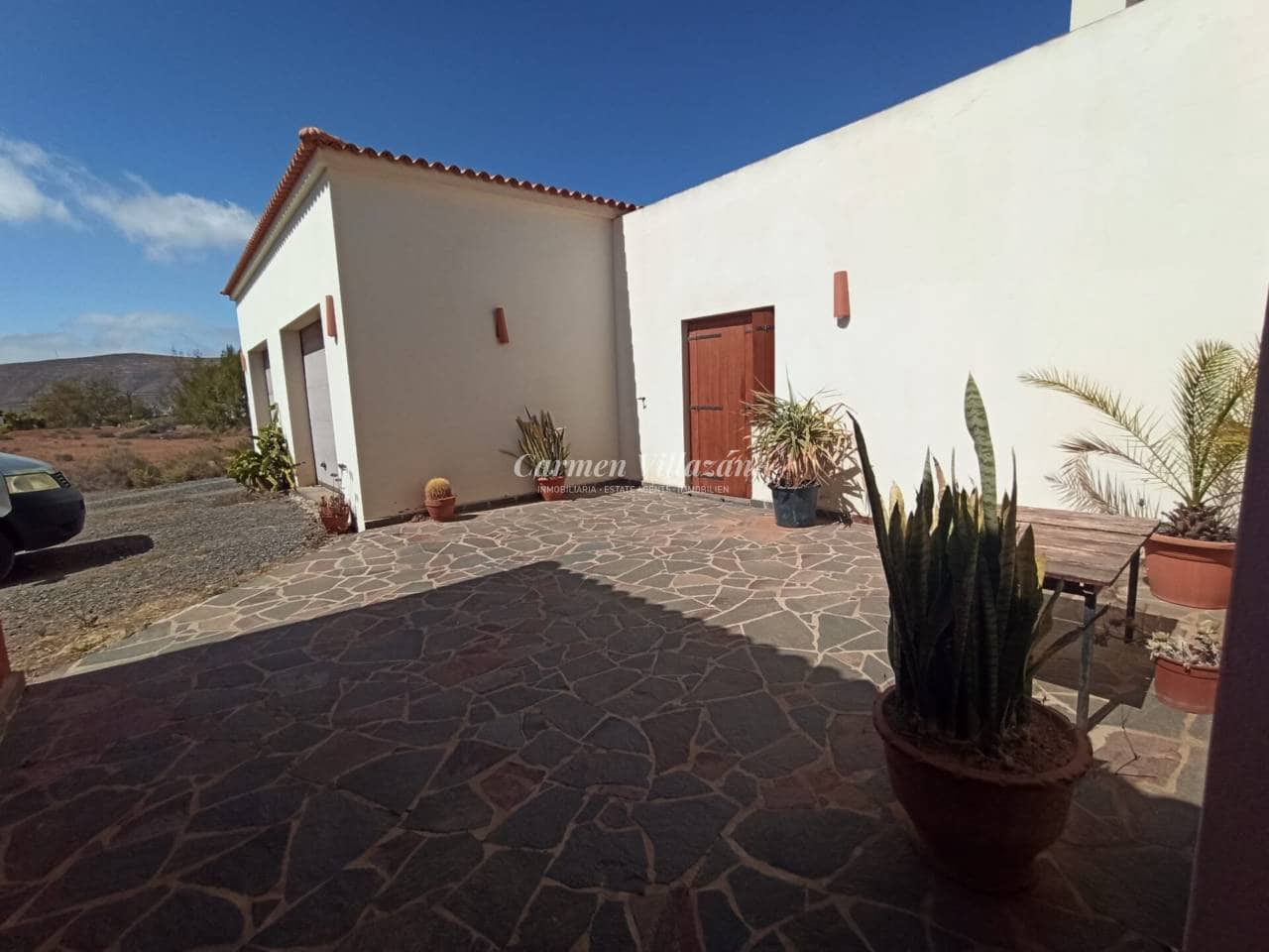 4 sypialnia Willa na sprzedaż w Puerto del Rosario z garażem - 750 000 € (Ref: 9563952)