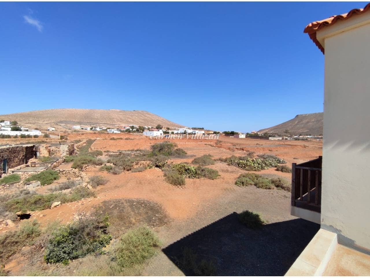 4 sypialnia Willa na sprzedaż w Puerto del Rosario z garażem - 750 000 € (Ref: 9563952)