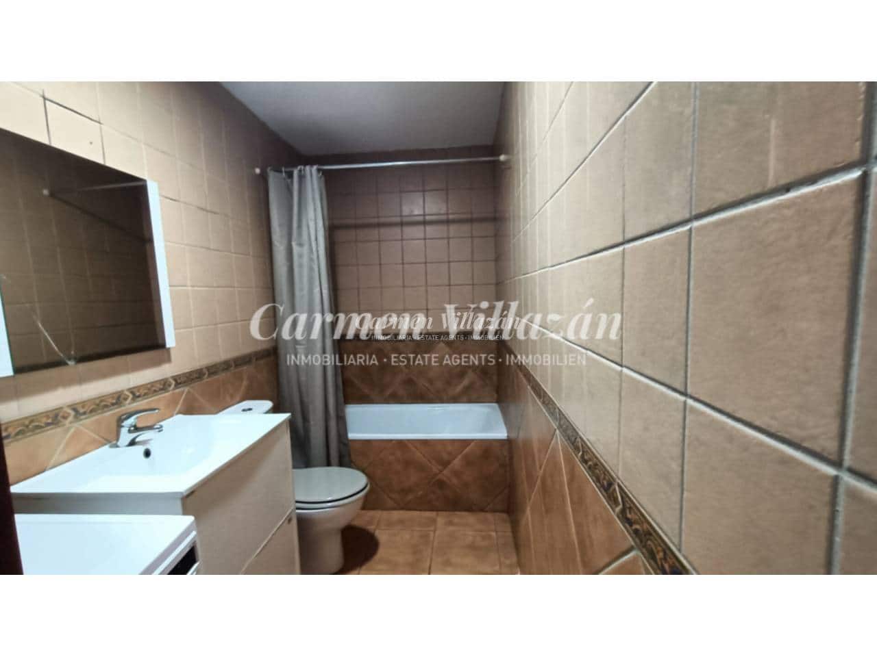 2 bedroom Flat for sale in Puerto del Rosario - € 145,000 (Ref: 9573696)