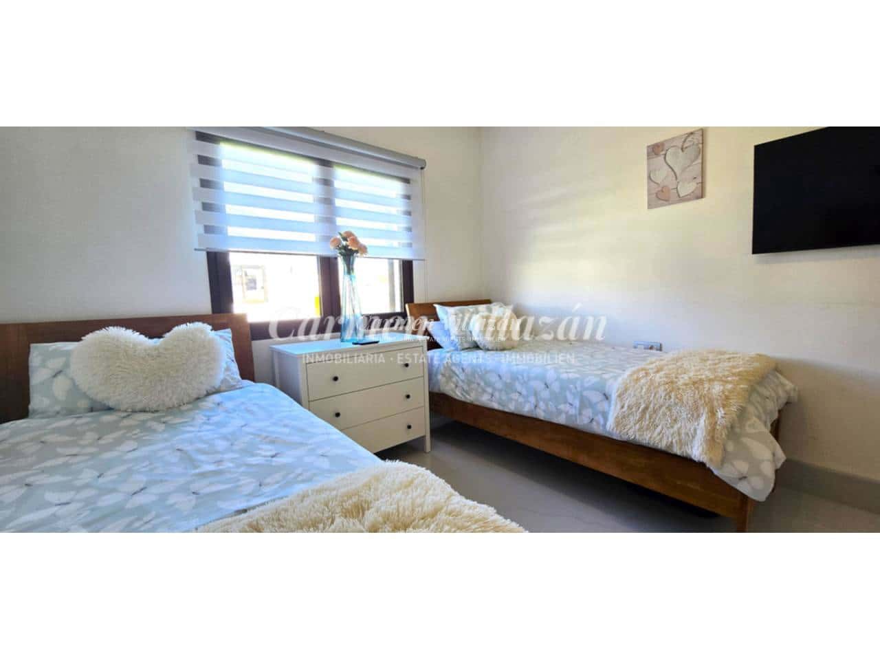 Chalet de 3 habitaciones en Caleta de Fuste en venta con piscina garaje - 795.000 € (Ref: 9604478)