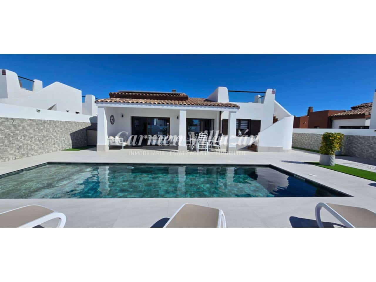 Chalet de 3 habitaciones en Caleta de Fuste en venta con piscina garaje - 795.000 € (Ref: 9604478)