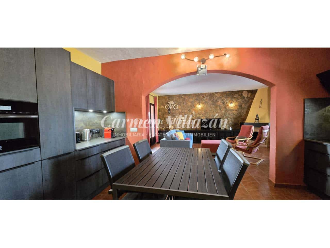 7 soveværelse Villa til salg i Antigua med swimmingpool - € 549.000 (Ref: 9607054)