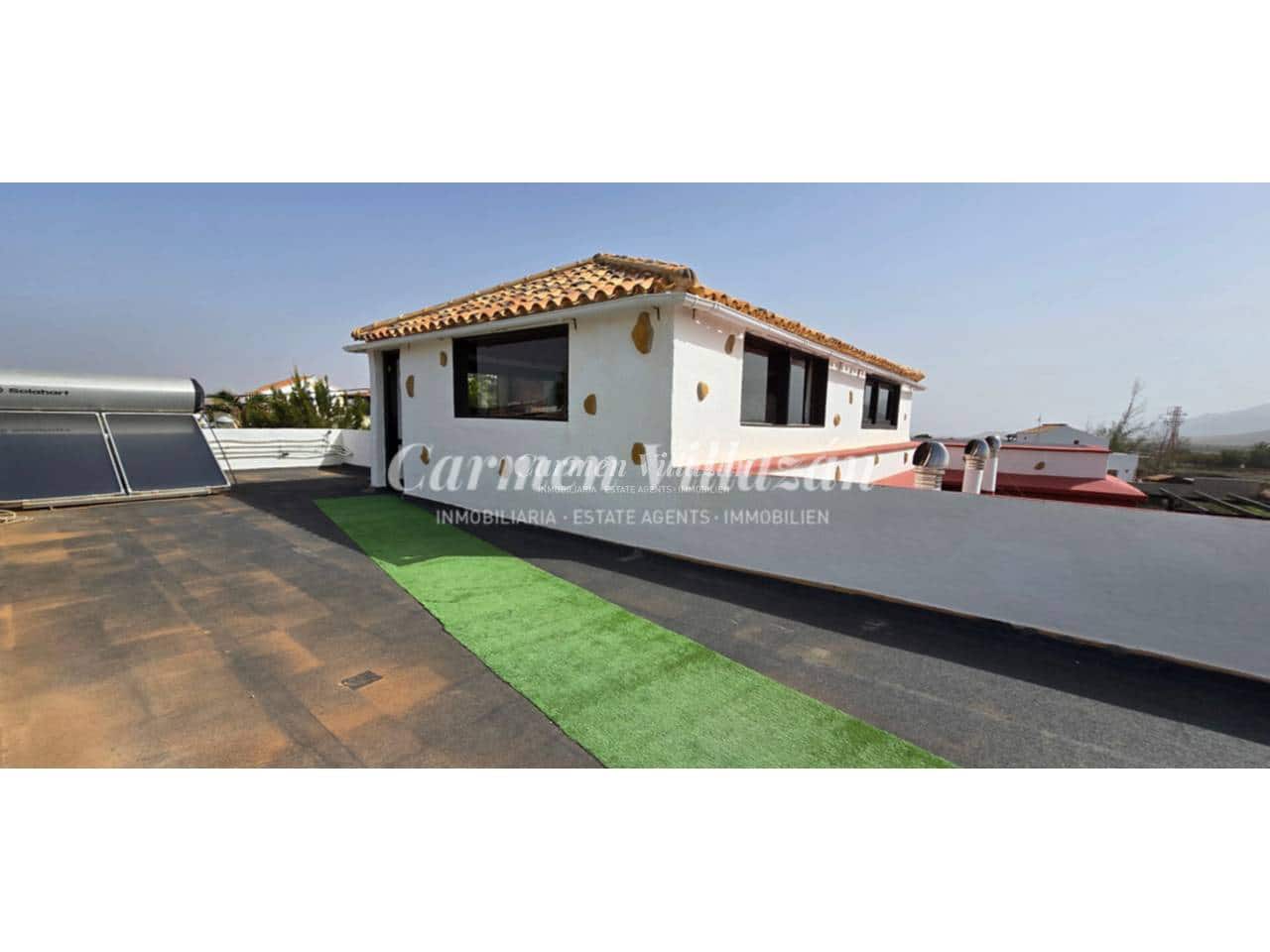 7 soveværelse Villa til salg i Antigua med swimmingpool - € 549.000 (Ref: 9607054)