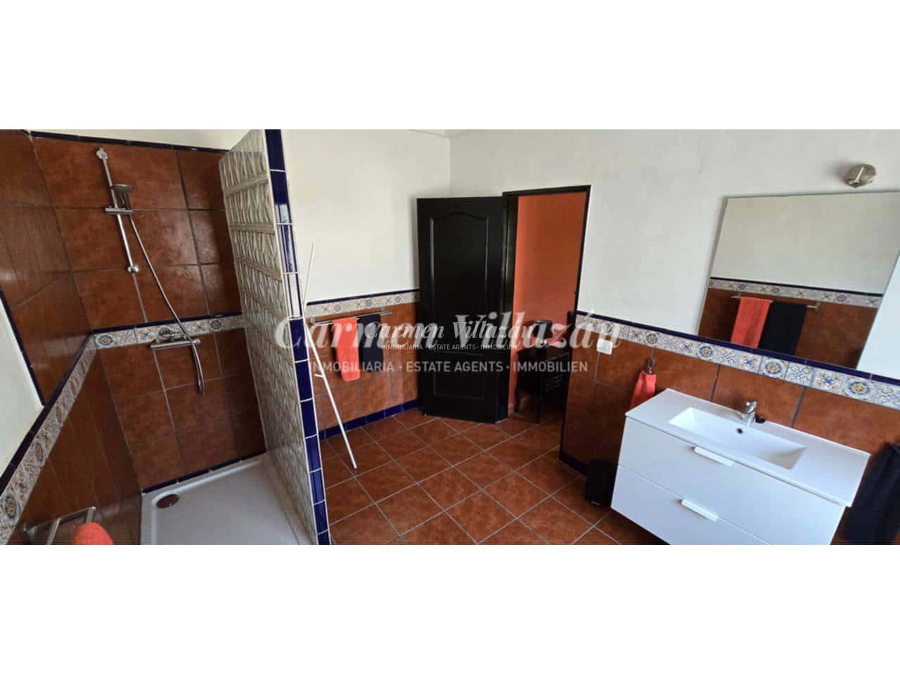 7 soveværelse Villa til salg i Antigua med swimmingpool - € 549.000 (Ref: 9607054)