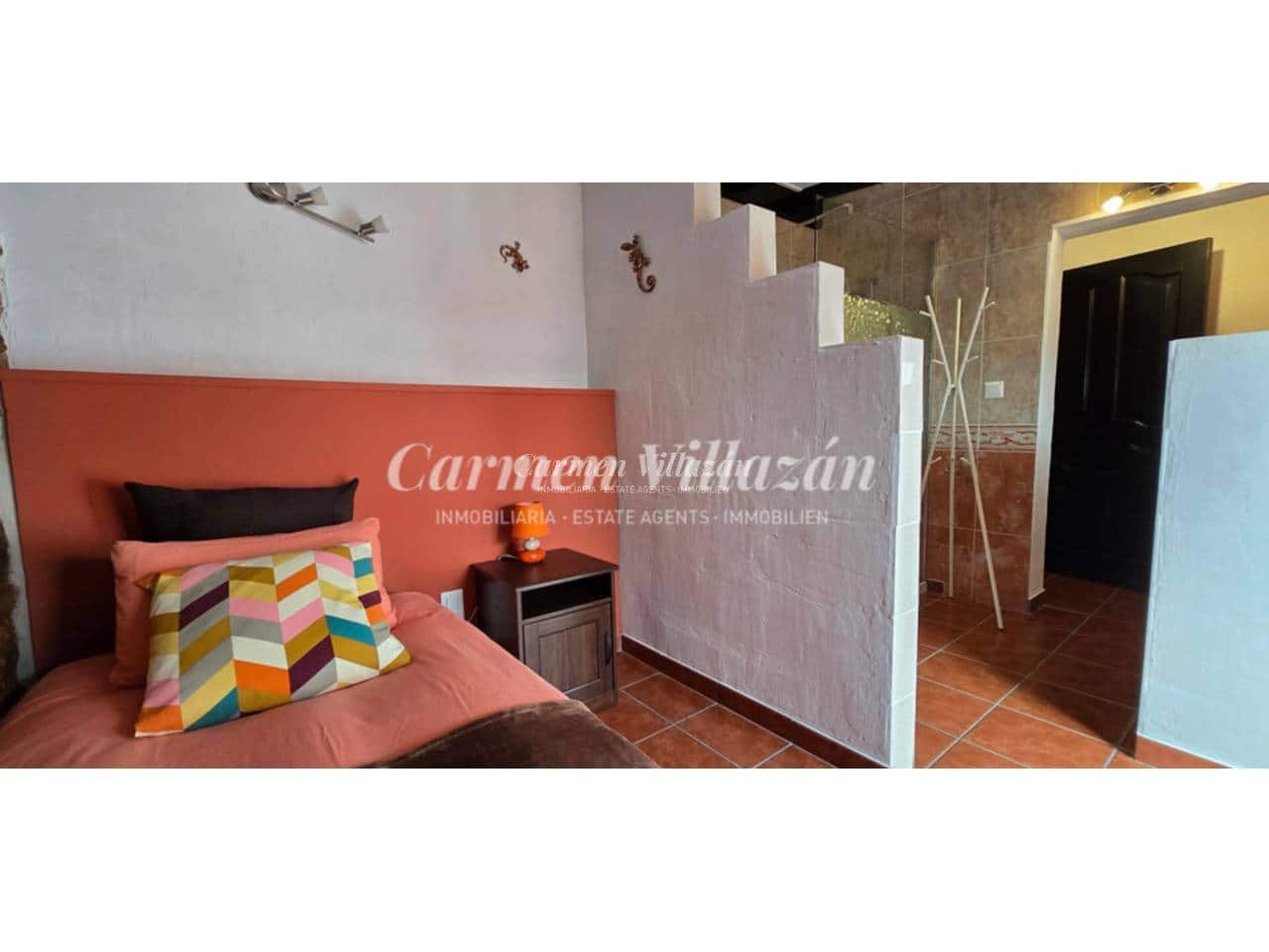 7 soveværelse Villa til salg i Antigua med swimmingpool - € 549.000 (Ref: 9607054)