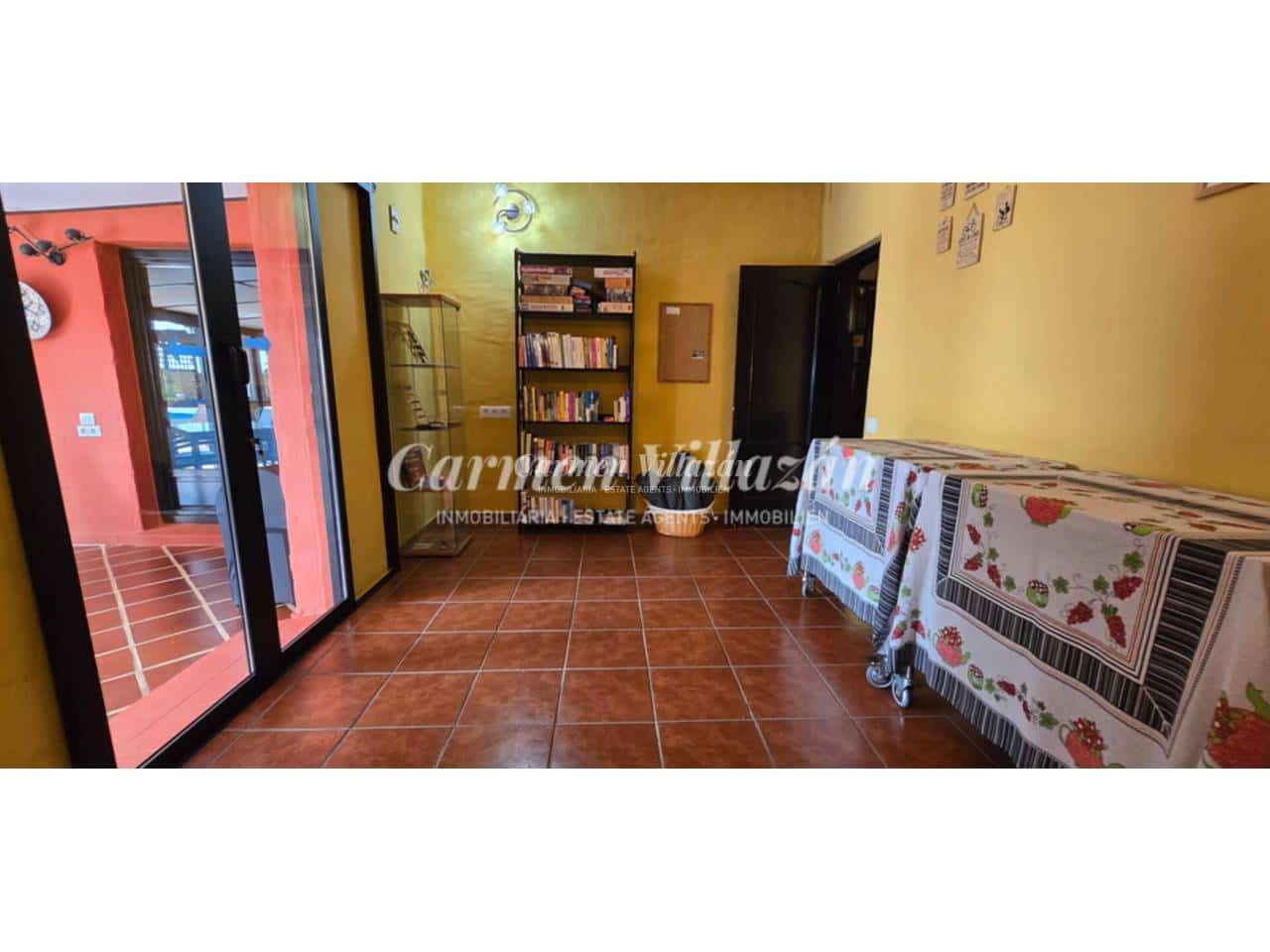 7 soveværelse Villa til salg i Antigua med swimmingpool - € 549.000 (Ref: 9607054)